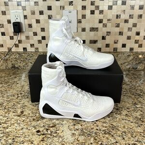 Kobe IX Elite Protro. White. Size 9. Nike.